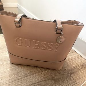 Guess bag, nude/blush. Monogram interior